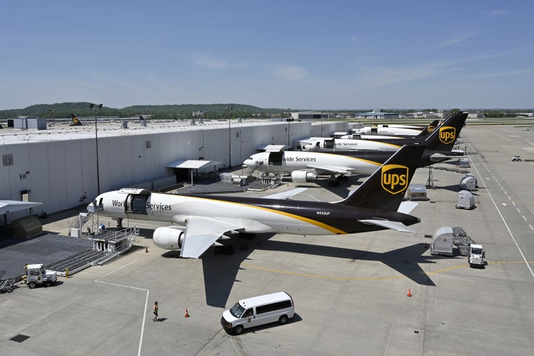 ups jets cargo louisville kentucky hub