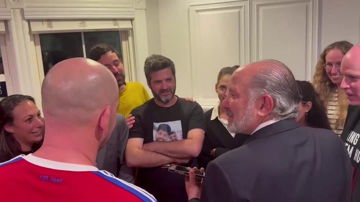 Hostage family members thank President Trump for Israel-Hamas peace deal