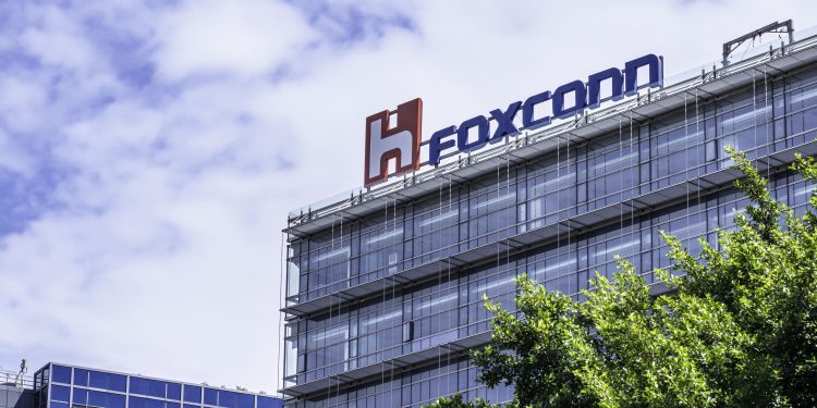 Foxconn Q1 revenue jumps 29.7% on AI demand