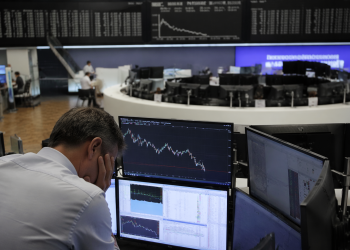 Europe shares dip as US-Iran peace outlook weakens