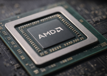 AMD tops estimates, lifts forecast: so why is smart money walking away?