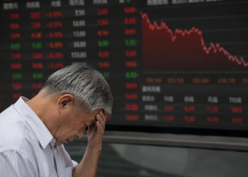 Asian stock markets dip as geopolitical risks weigh on investors
