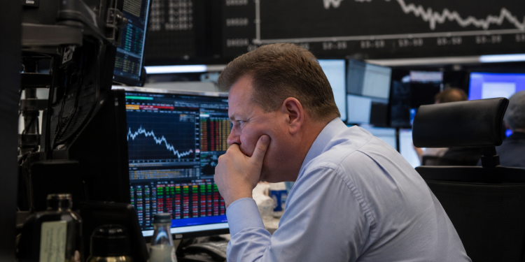 European markets fall as investors assess inflation and geopolitical risks